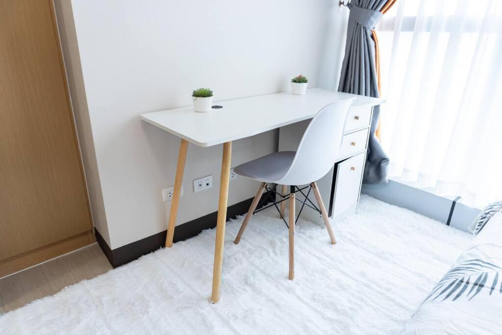 A2J Luxury 2Br Bgc Uptown Suite Near Uptown Mall มะนิลา ภายนอก รูปภาพ