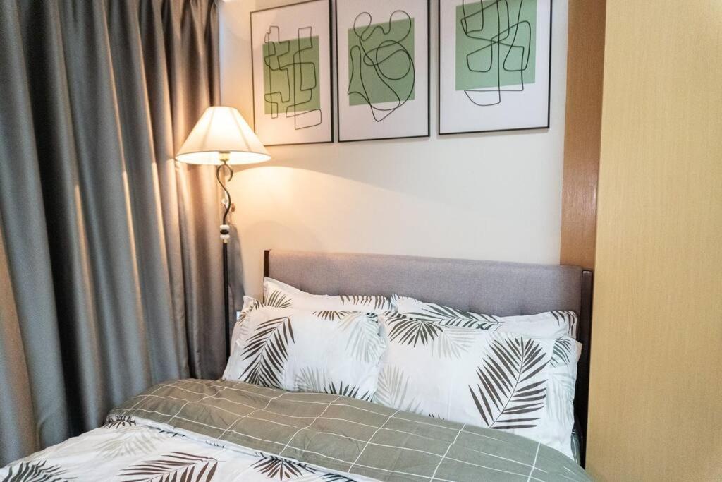 A2J Luxury 2Br Bgc Uptown Suite Near Uptown Mall มะนิลา ภายนอก รูปภาพ