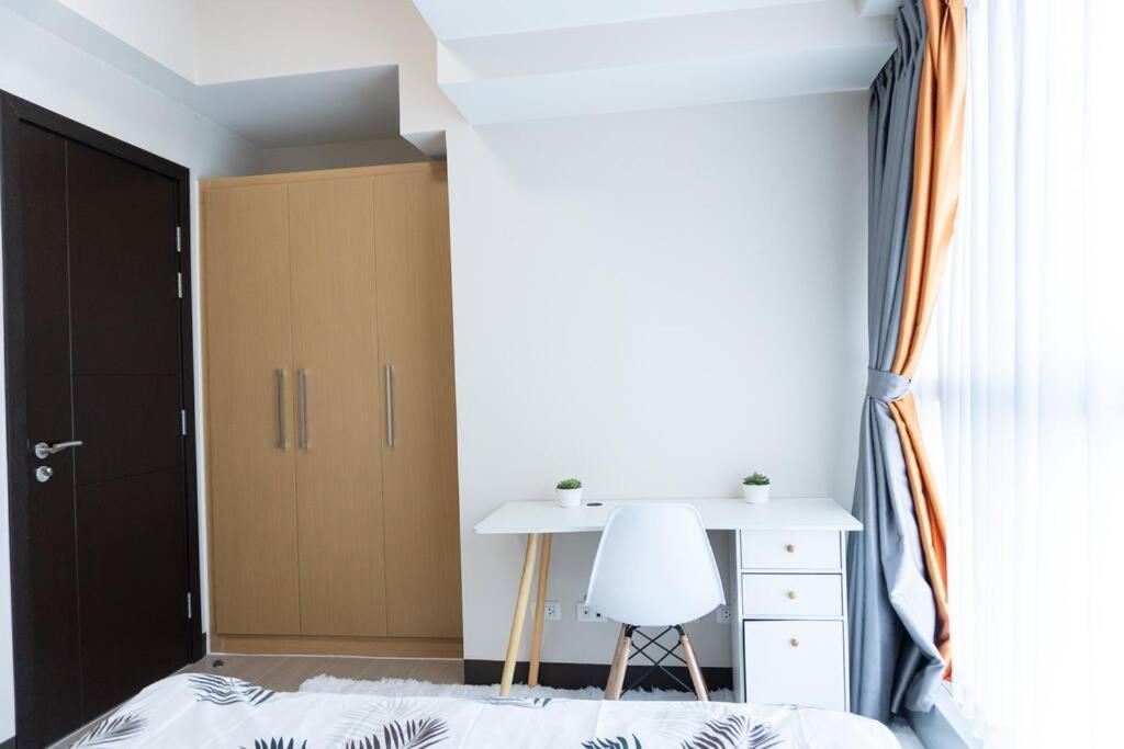 A2J Luxury 2Br Bgc Uptown Suite Near Uptown Mall มะนิลา ภายนอก รูปภาพ